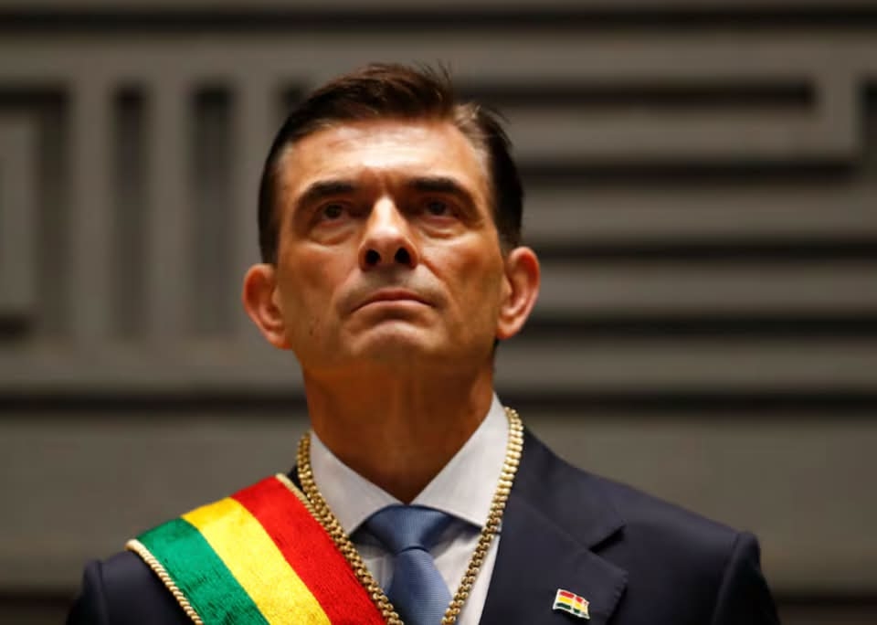 Seis meses de Gobierno de Rodrigo Paz y 16 puntos de bloqueo, movilizaciones, conflictos por incremento salarial, combustible y la Ley 1720 Seis meses de Gobierno de Rodrigo Paz y 16 puntos de bloqueo, movilizaciones, conflictos por incremento salarial, combustible y la Ley 1720